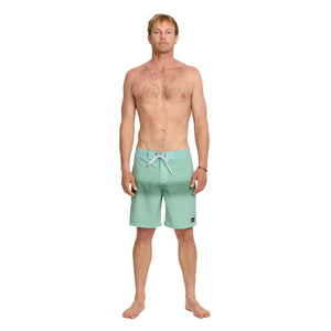 Quiksilver Surfsilk Street Trunk 18" Men's Boardshorts - Jade