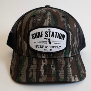 Surf Station Surf & Supply Men's Low-Profile Trucker Hat - Realtree Camo/Black