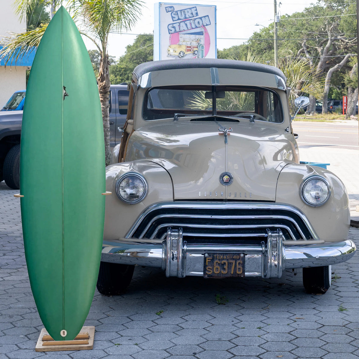 Thomas Therapist 6'1 Surfboard - Futures