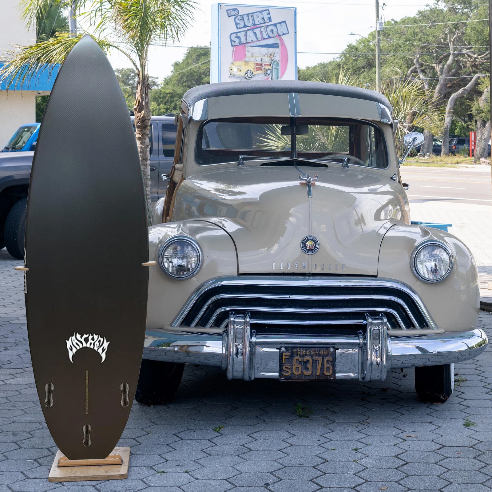 Lost Sub Driver 2.0 Thumb Double Dart EPS 5'10 Surfboard - FCS II