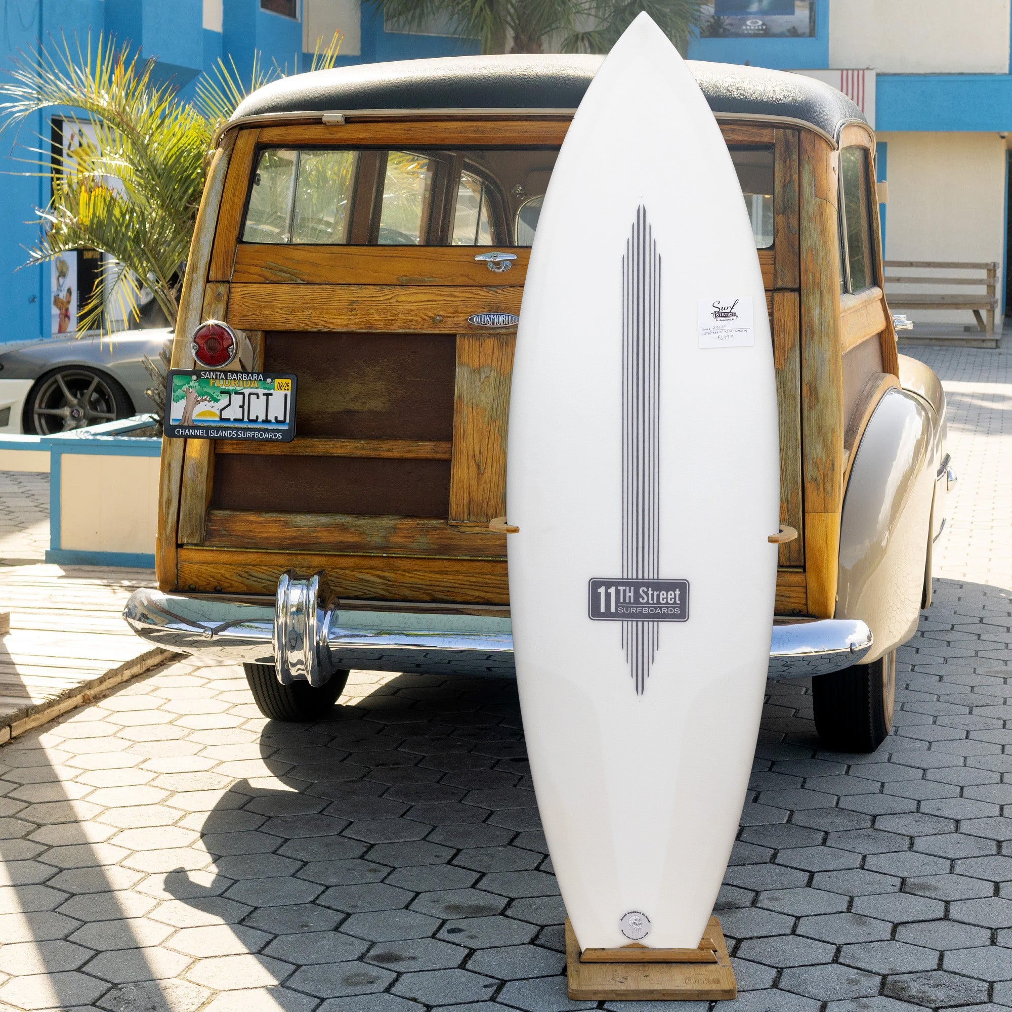 11th Street Puffin EPS 5'10 Surfboard - FCS II