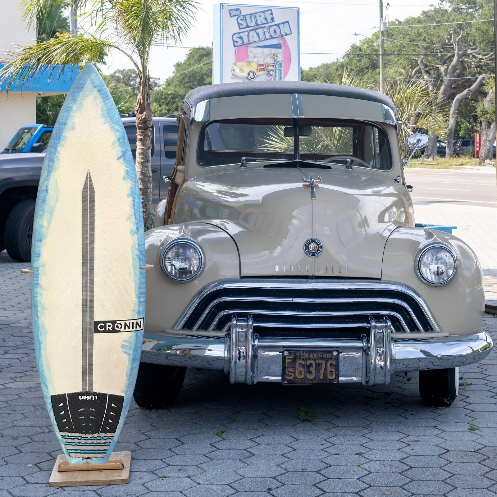 Cronin 5'3 Used Surfboard - Futures