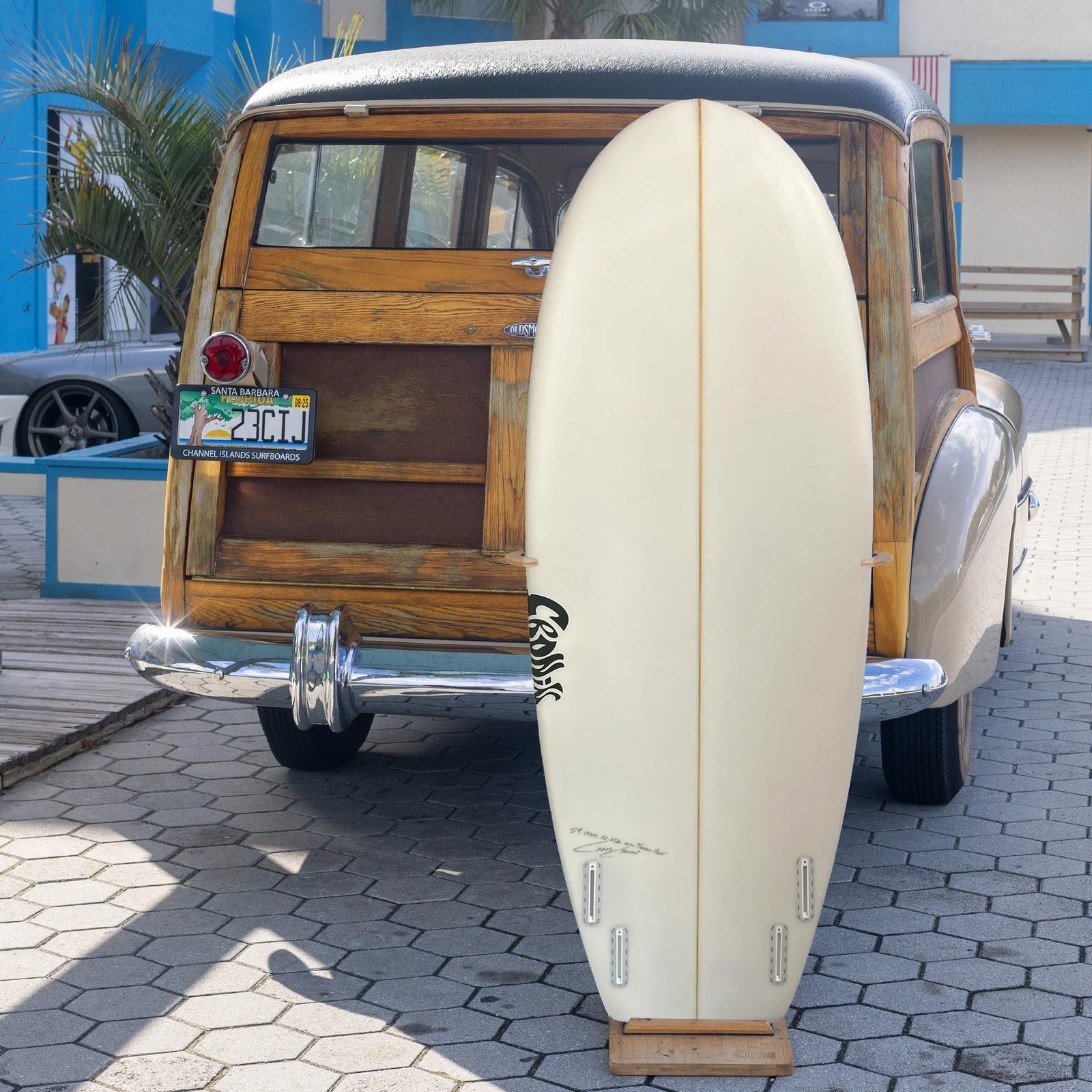 Cronin 5'4 Consignment Surfboard - Futures