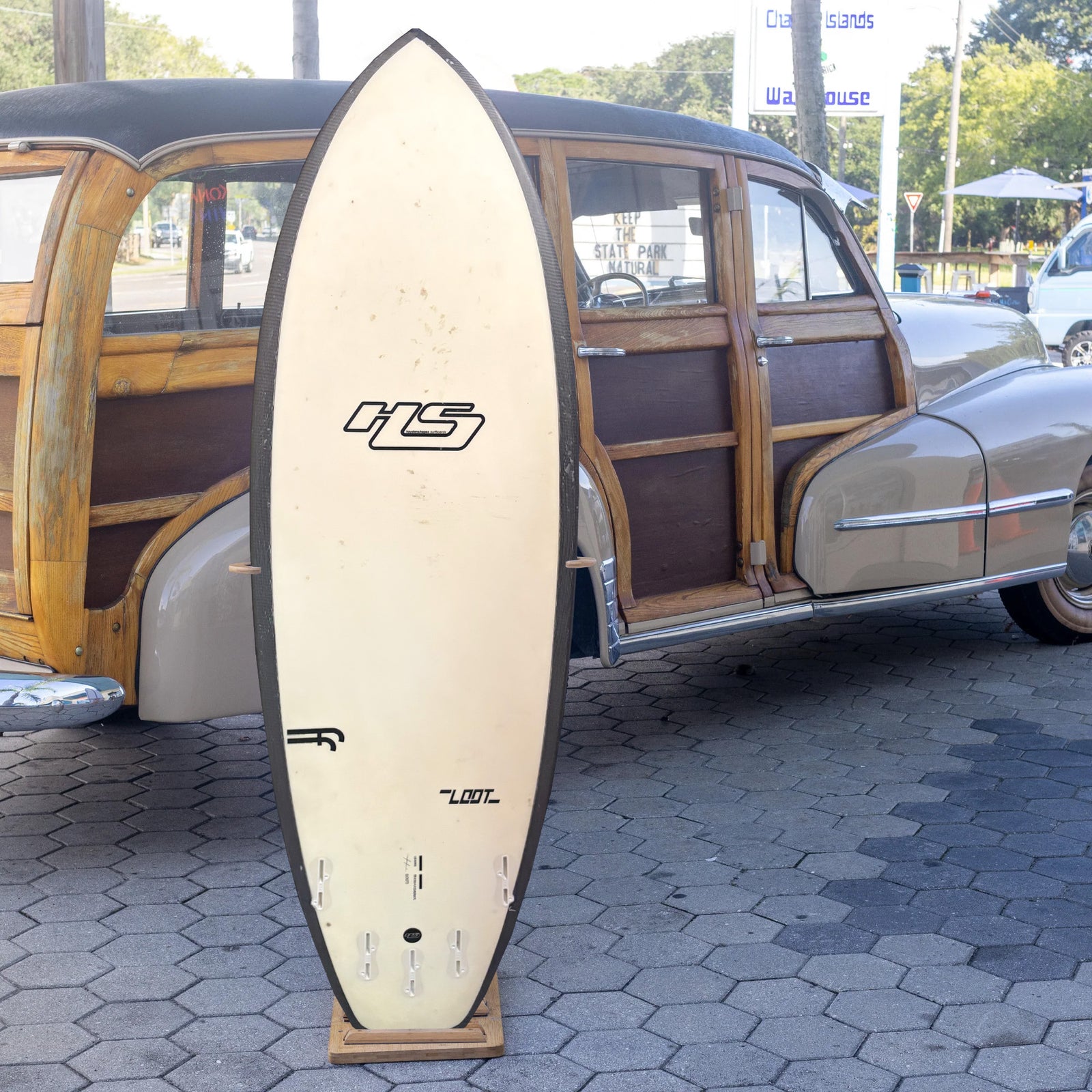 Hayden Shapes Loot Future Flex 5'6 Consignment Surfboard - FCS II