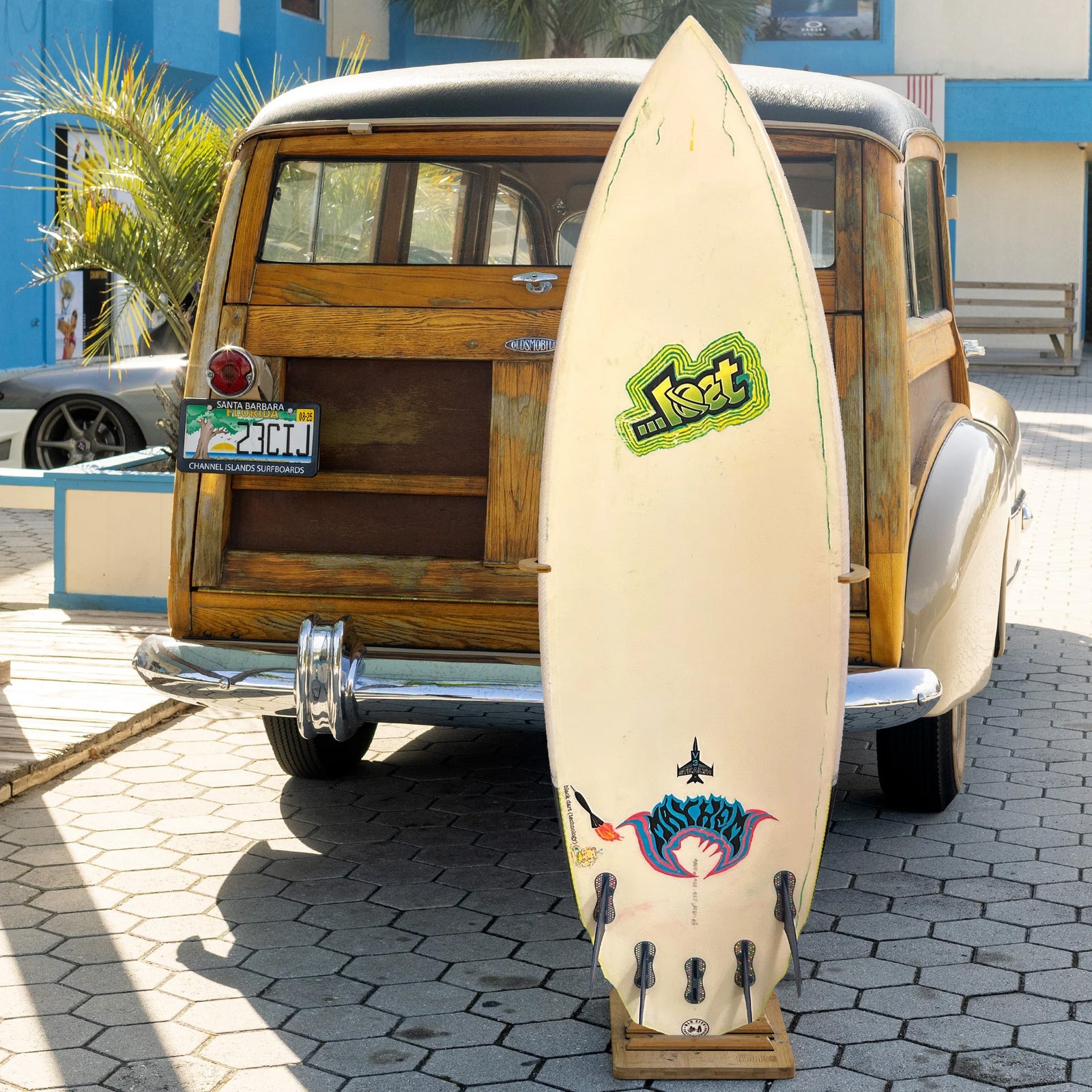 Lost 5'8 Consignment Surfboard - FCS II