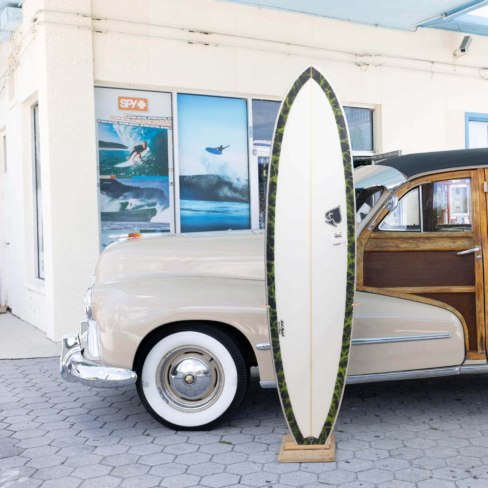 Kechele Pug Performer 7'6 Surfboard - FCS II