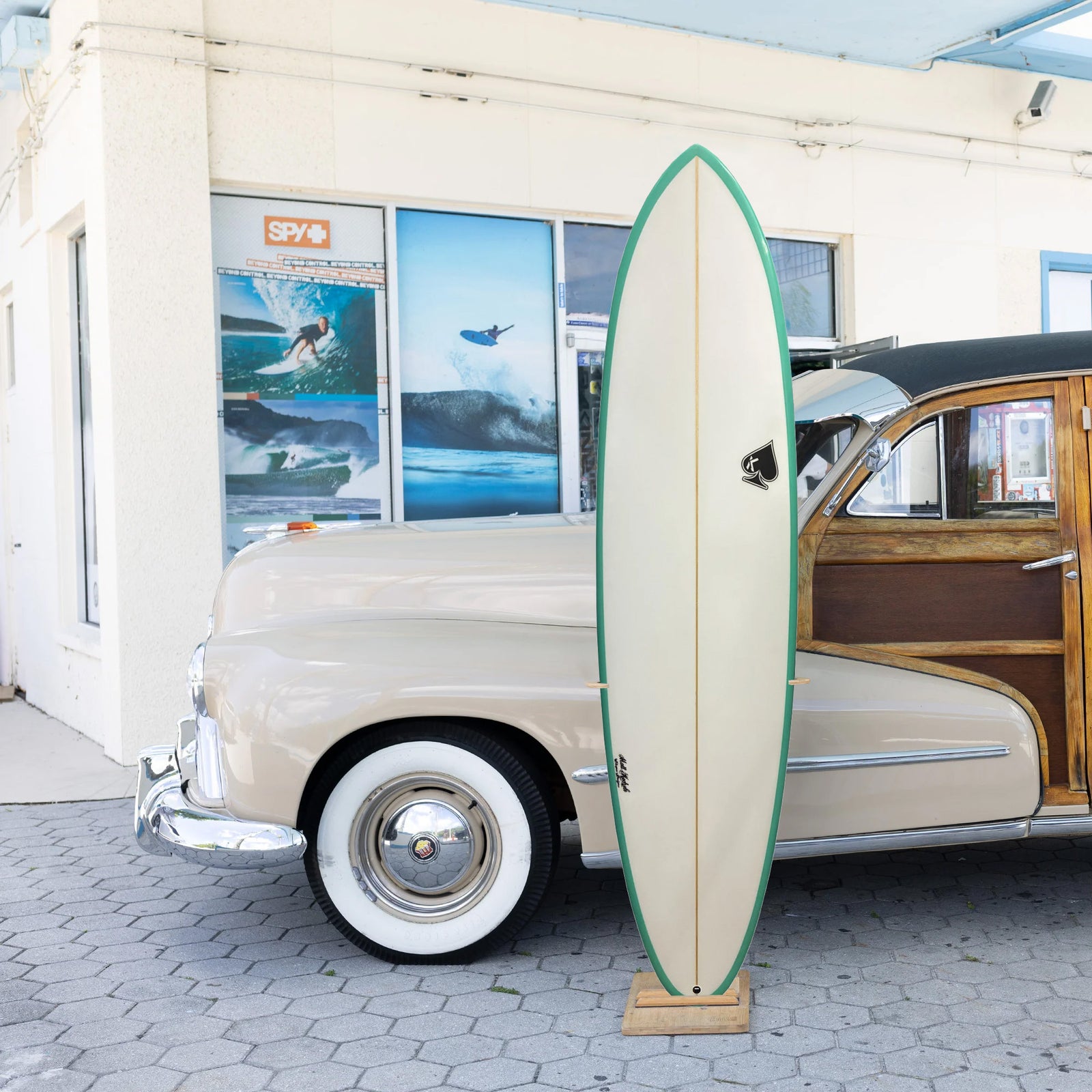 Kechele Pug Performer 7'6 Surfboard - FCS II