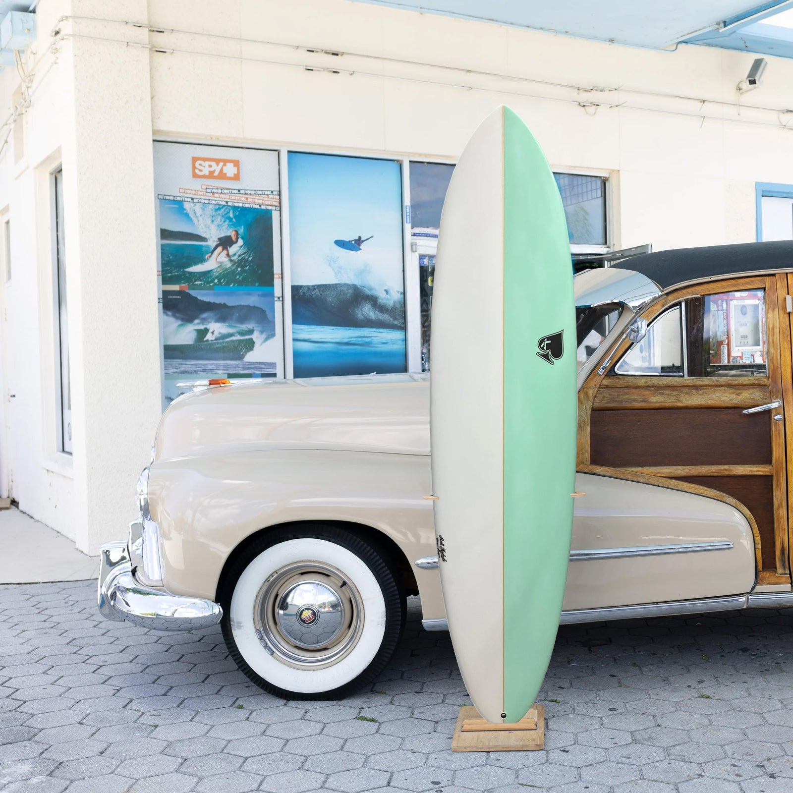 Kechele Pug Performer 7'4 Surfboard - FCS II