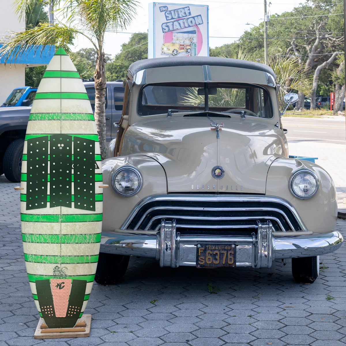 Algorithm 5'6 Consignment Surfboard - FCS II