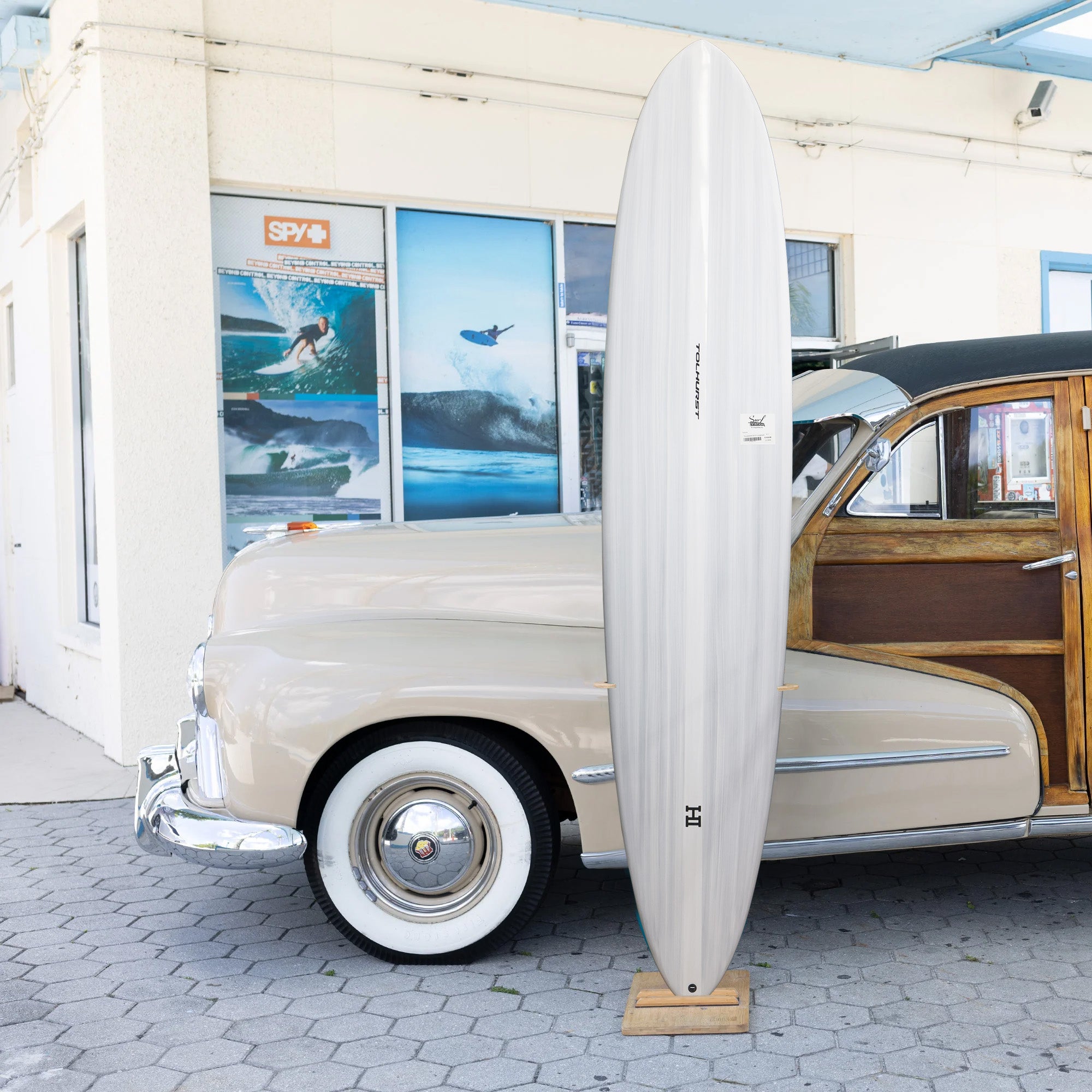 Thunderbolt G6 9'1 Longboard