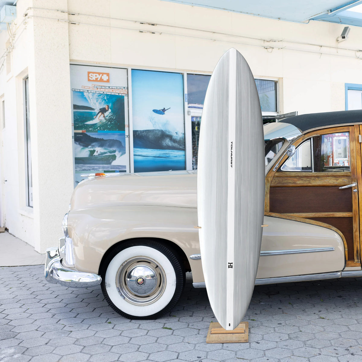 Thunderbolt Mid 6 7'0 Surfboard - FCS II