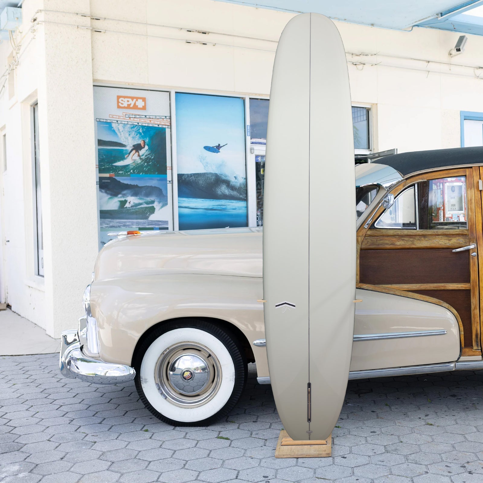 Thunderbolt Slasher Low Pro 9'3 Longboard Surfboard