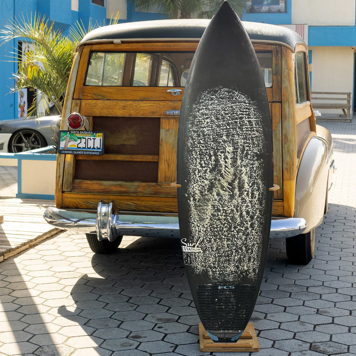 T. Patterson New Sun Dark Arts 5'7 Consignment Surfboard - FCS II