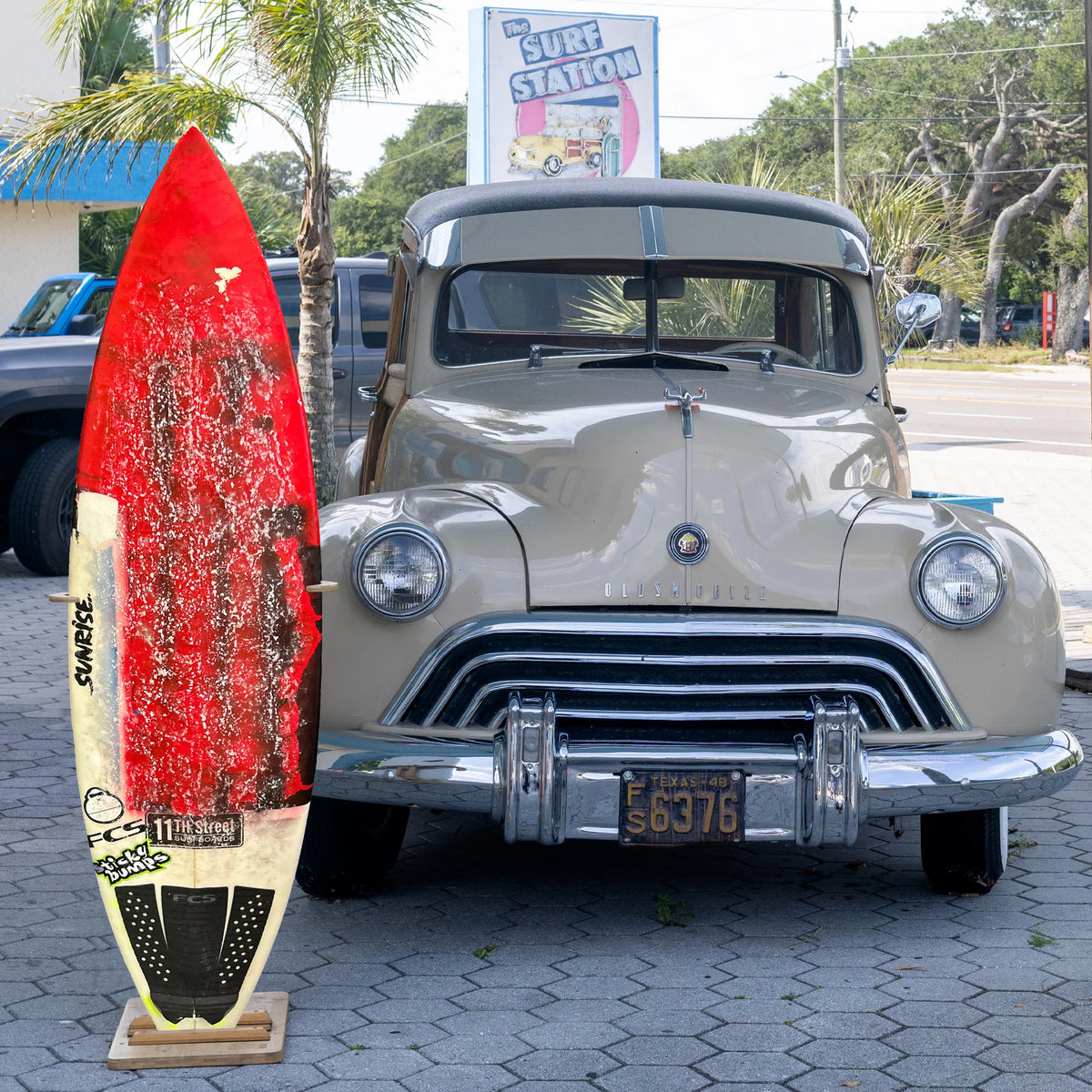 11th Street Surfboards 5'7 Used Surfboard - FCS II