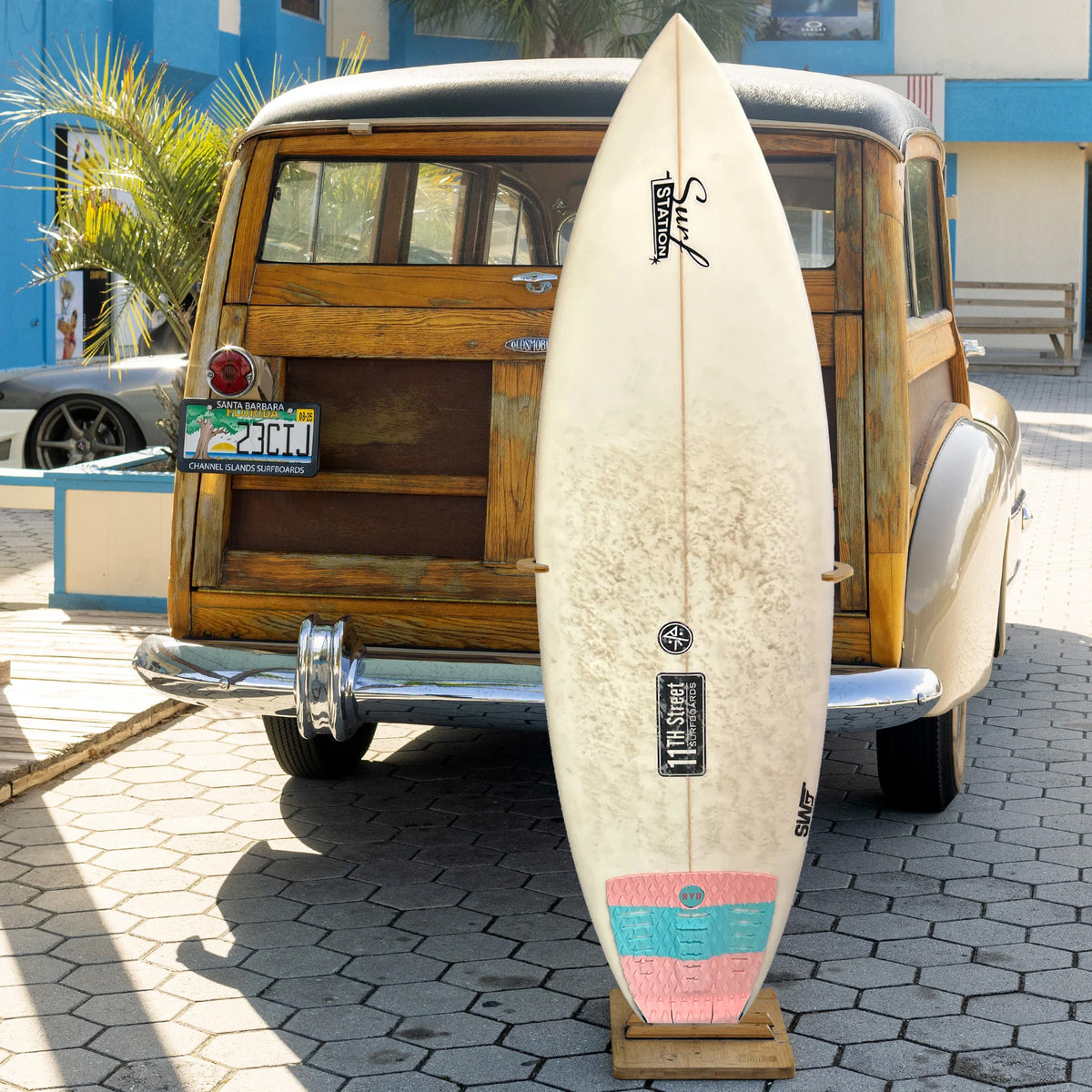 11th Street Surfboards Secret Weapon 5'7 Consignment Surfboard - FCS II