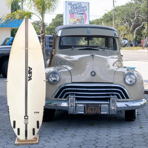Aipa Super Nova 5'6 Consignment Surfboard - Futures