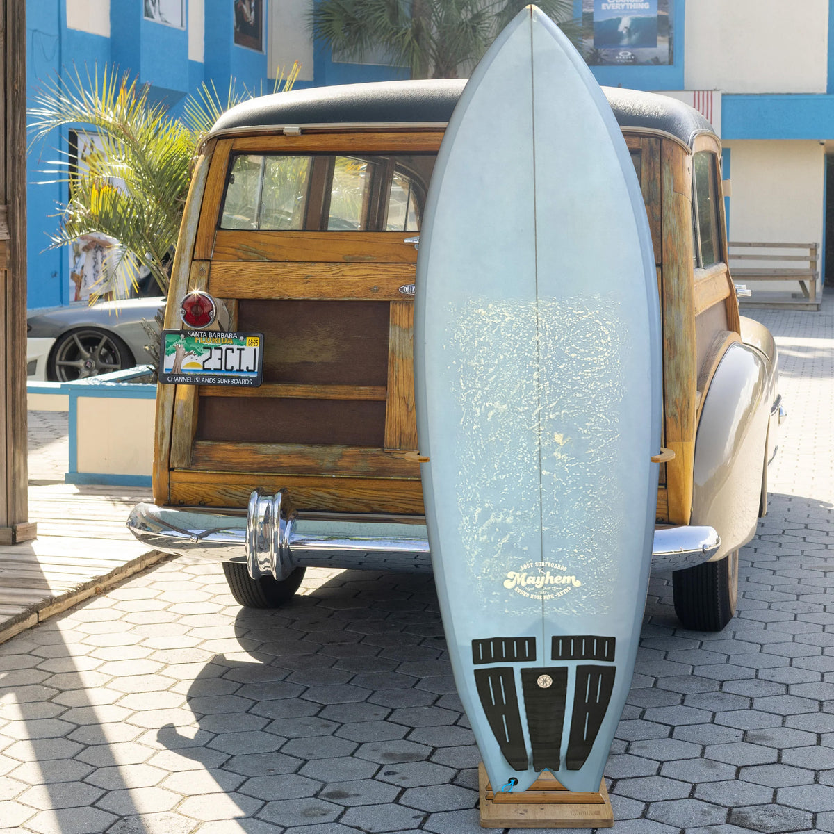 Lost RNF PU/Poly 5'11 Consignment Surfboard - Futures