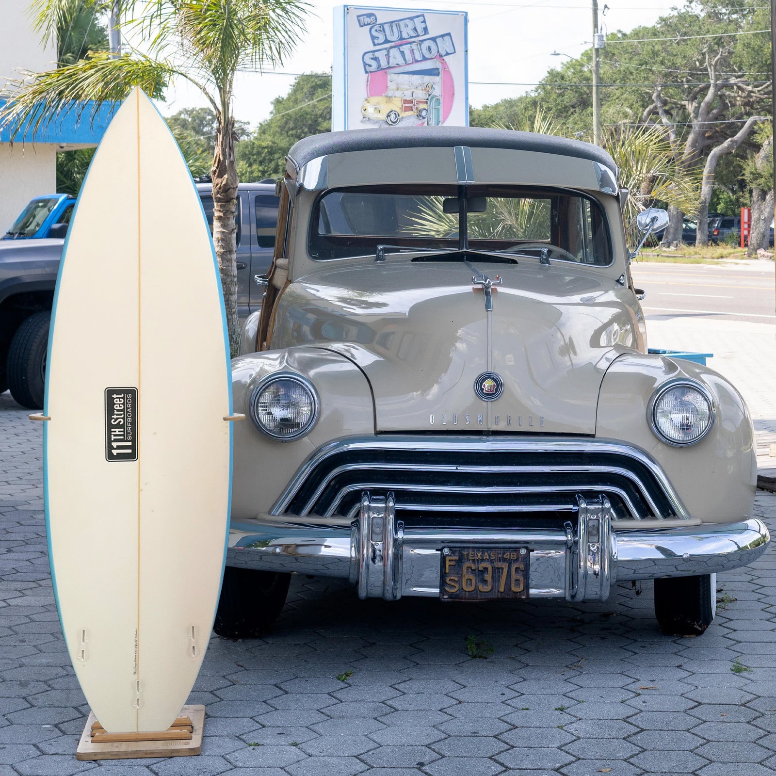 11th Street Surfboards Go2 5'8 EPS Consignment Surfboard - FCS II