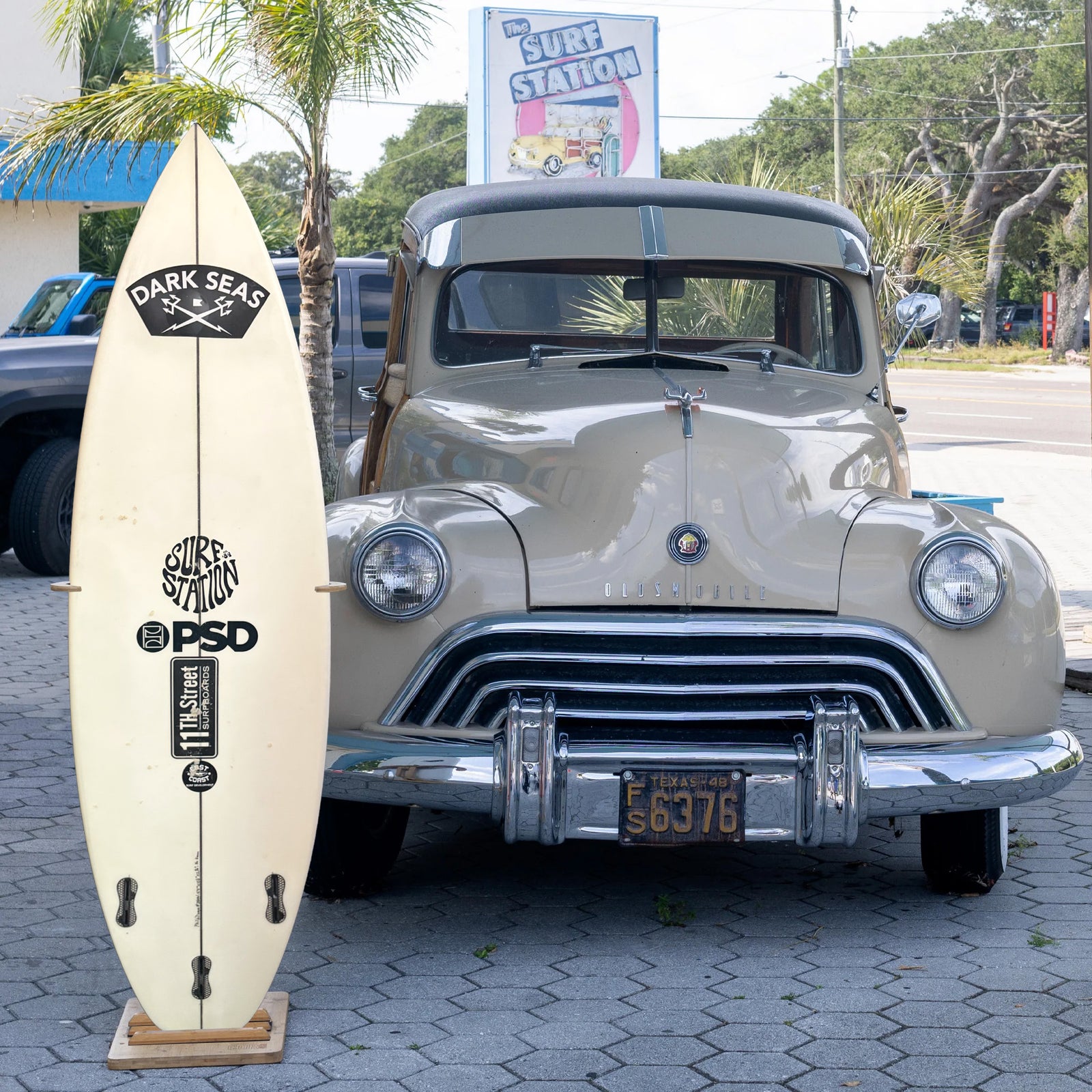 11th Street Surfboards CB1 5'5 EPS Consignment Surfboard - FCS II
