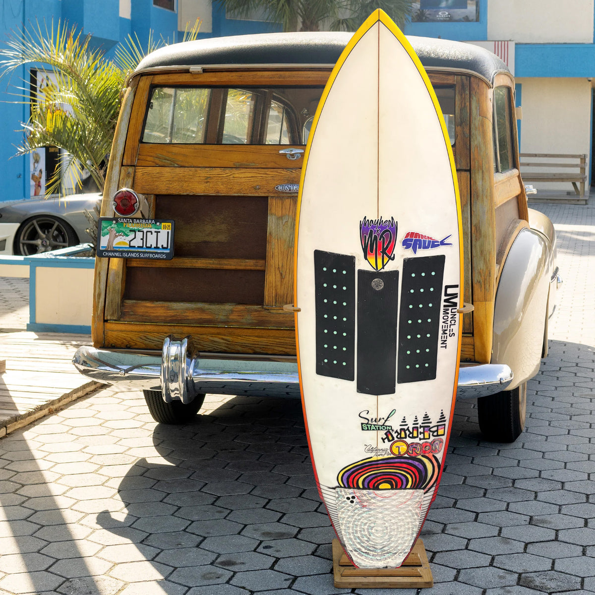 Lost x MR California Twin 5'9 Consignment Surfboard - Futures