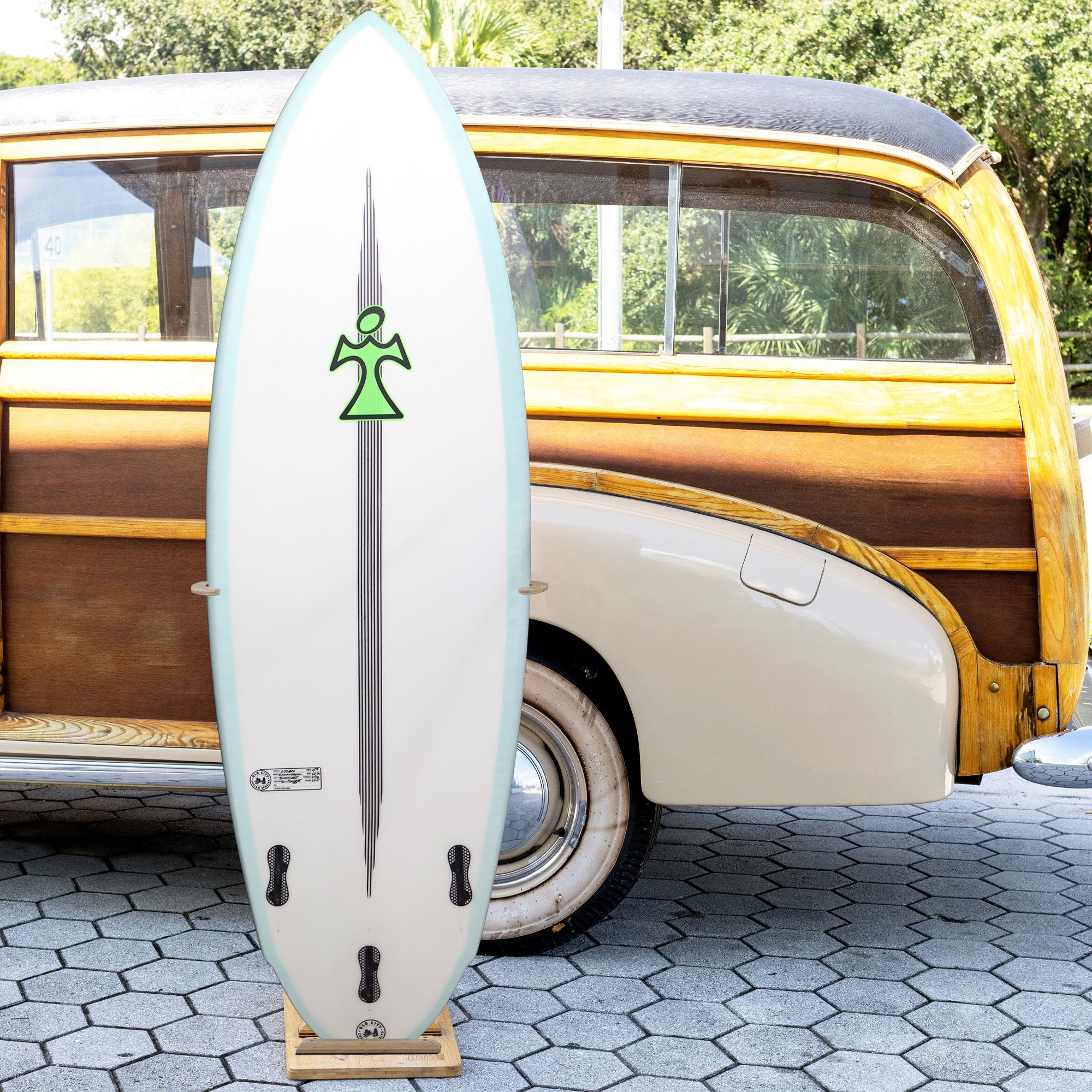 Inspired Swallow Hawk Round Black Dart 5'9 Surfboard - FCS II