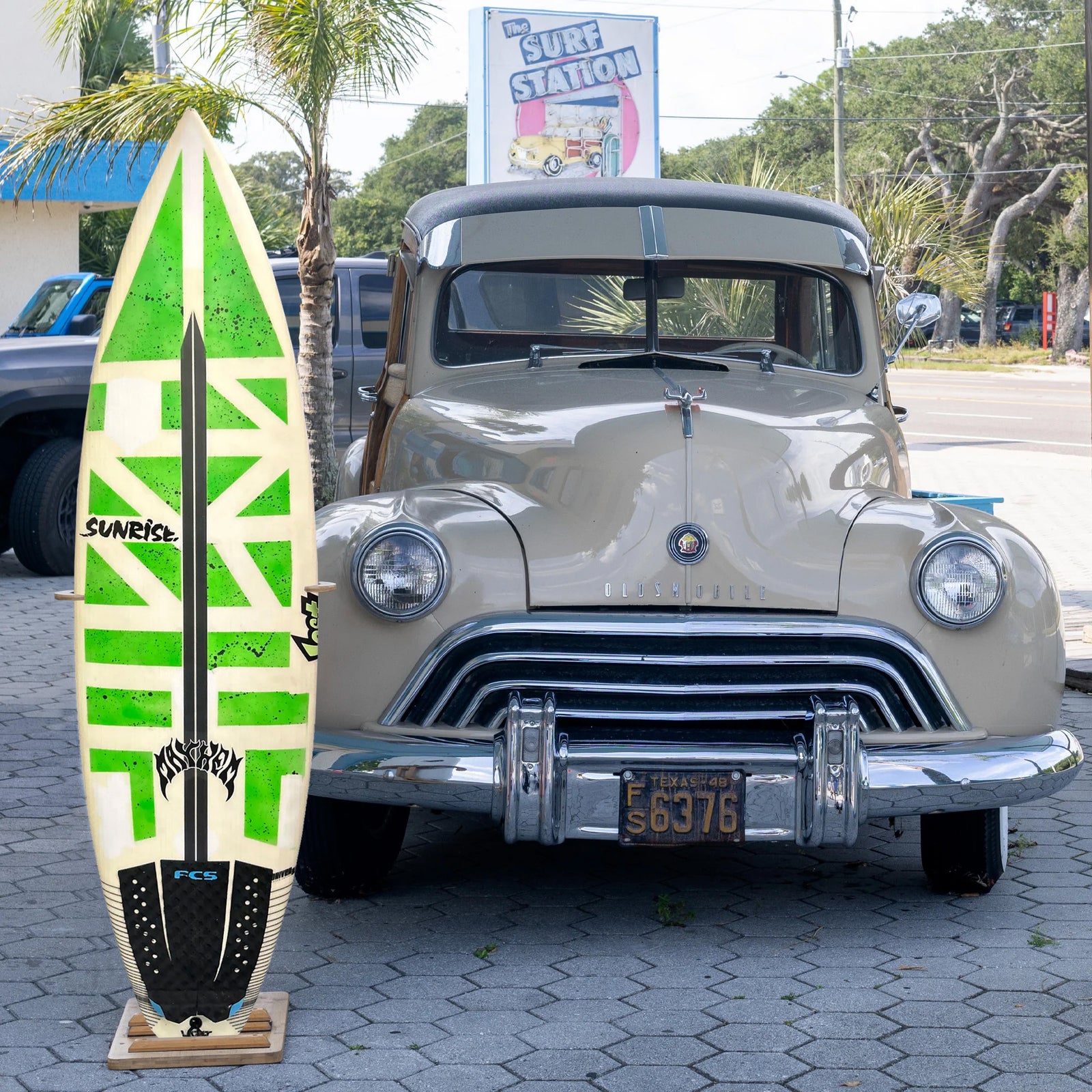 Lost Sub-Driver 2.0 5'8 Consignment Surfboard - FCS II