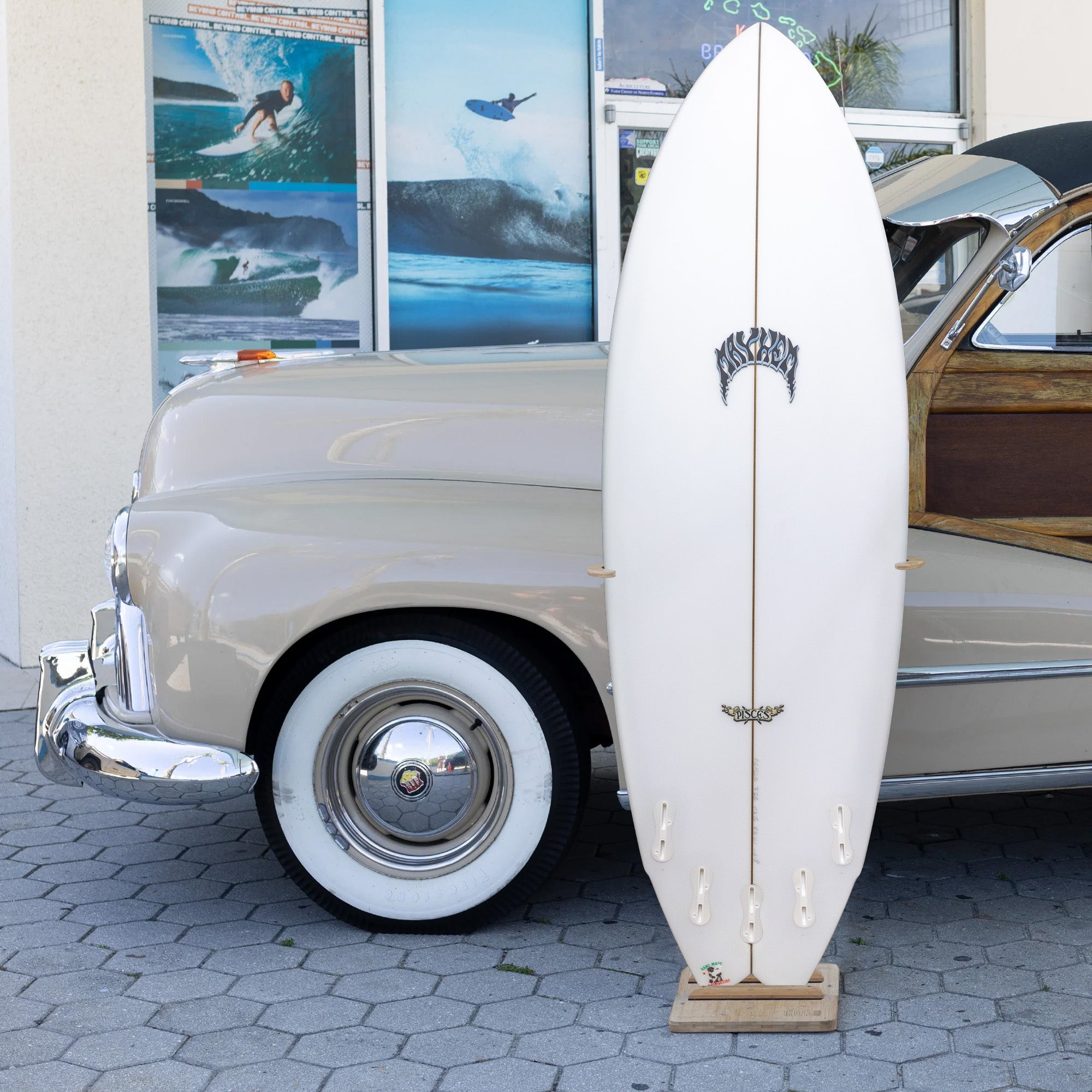 Lost Pisces 5'10 Surfboard - FCS II