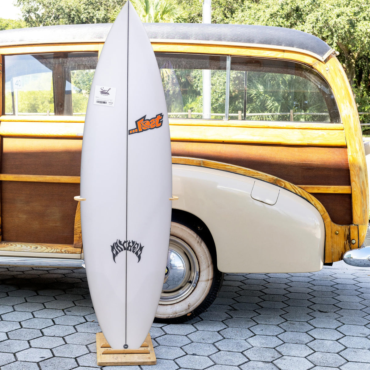 Lost Driver 3.0 Round 5'9 Surfboard - FCS II