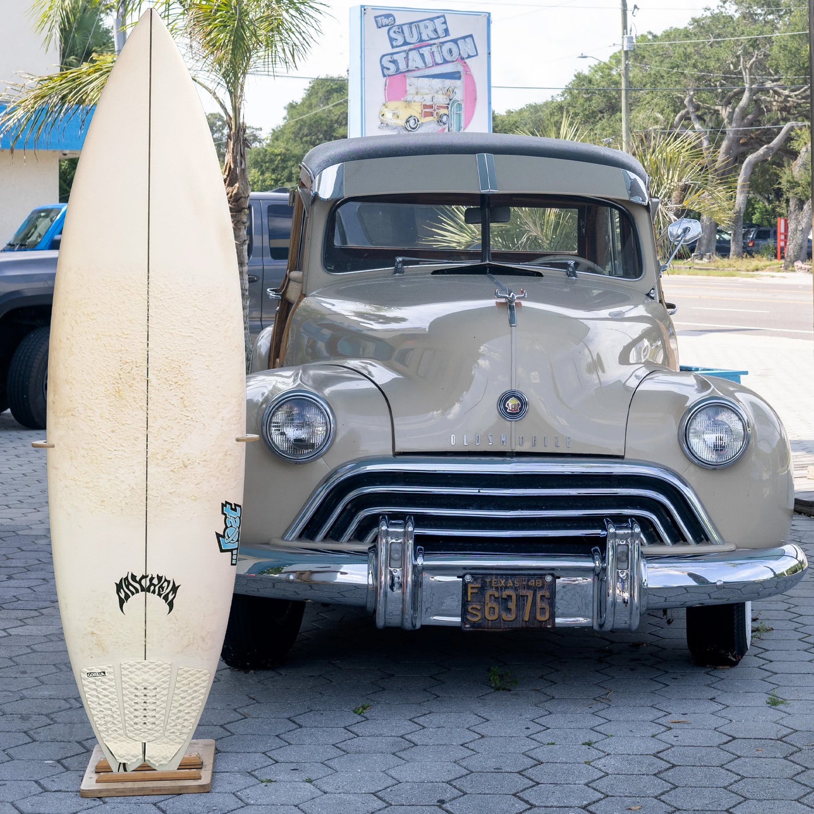Lost 6'3 PU/Poly Consignment Surfboard - Futures