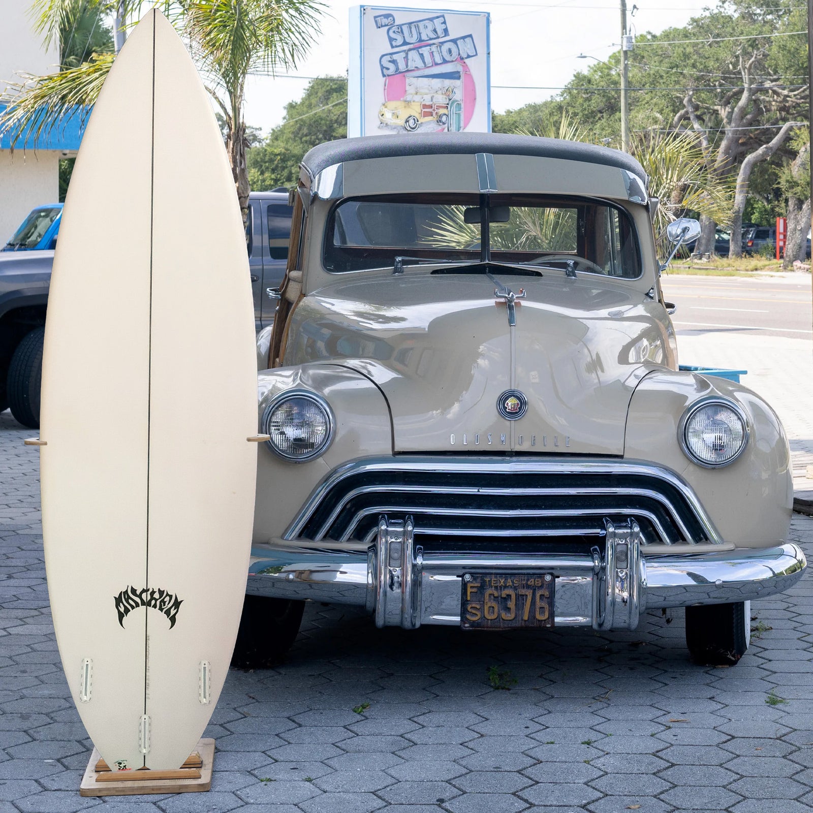 Lost 6'3 PU/Poly Consignment Surfboard - Futures