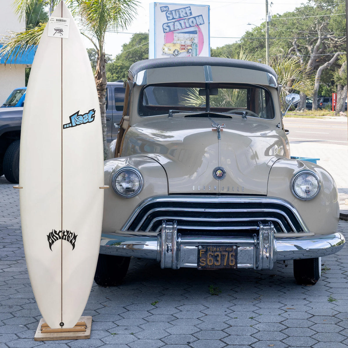 Lost Driver 3.0 Round PU/Poly 5'10 Surfboard - FCS II