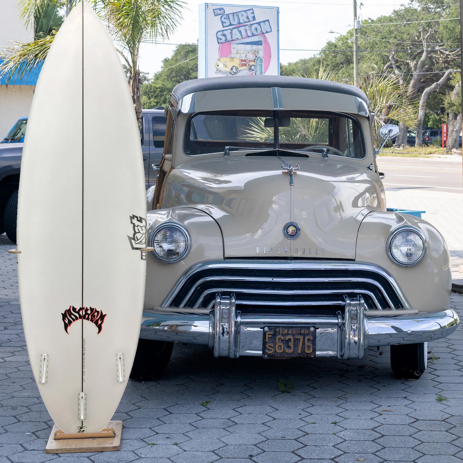 Lost Formula 1 Squash 6'1 Surfboard - Futures