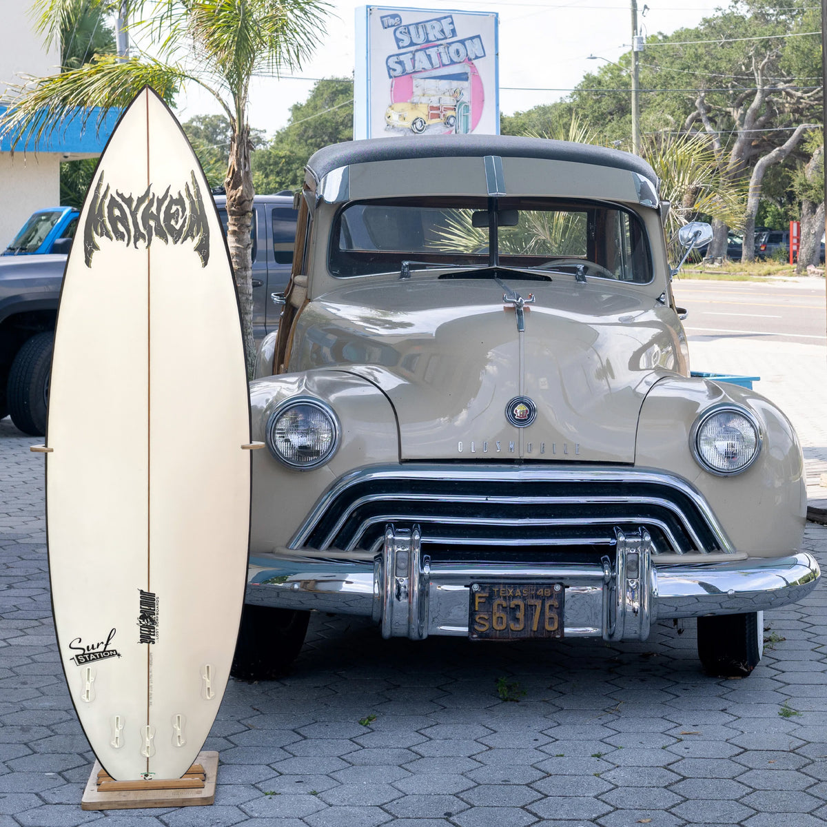 Lost Speed Demon Poly/PU 5'6 Consignment Surfboard - FCS II