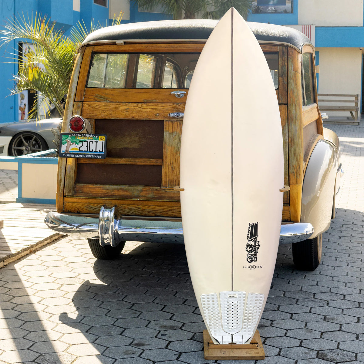 JS Industries Sub Xero PU/Poly 5'6 Used Surfboard - Futures