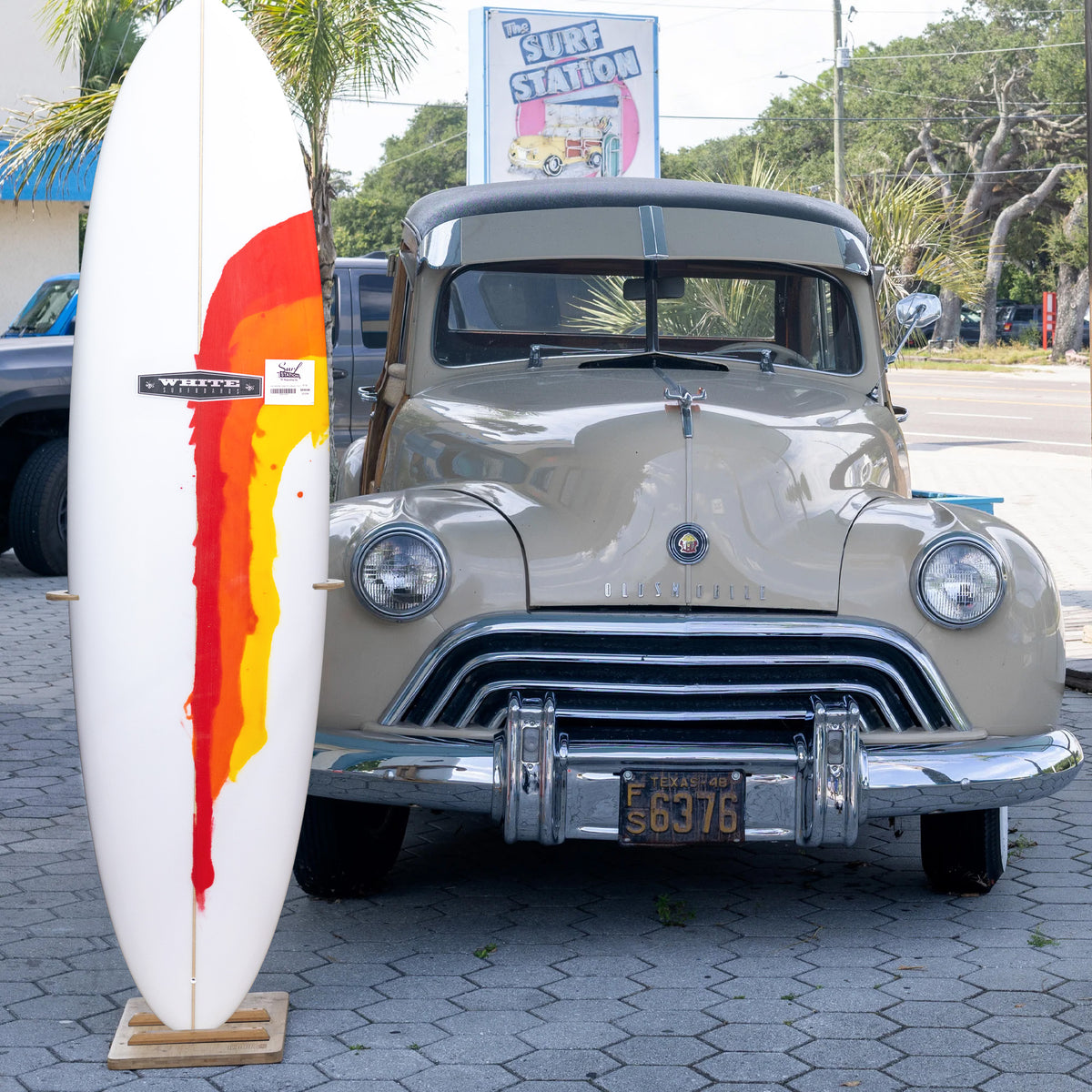 Ken White Mid Length 6'10 Surfboard - FCS II