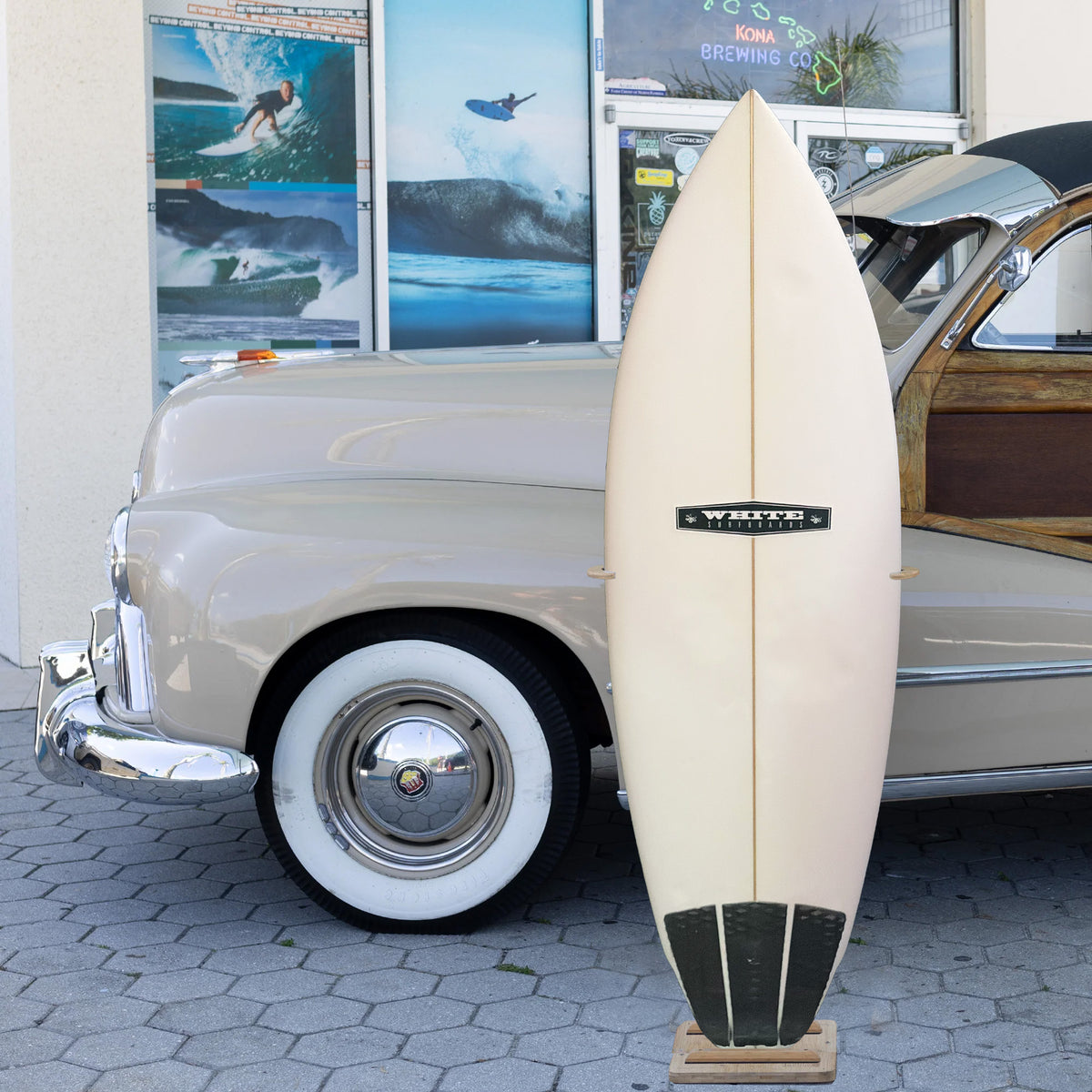 Ken White 5'6 Consignment Surfboard - Futures