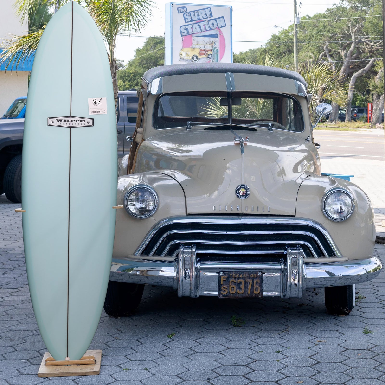 Ken White Mid Length 6'8 Surfboard - FCS II