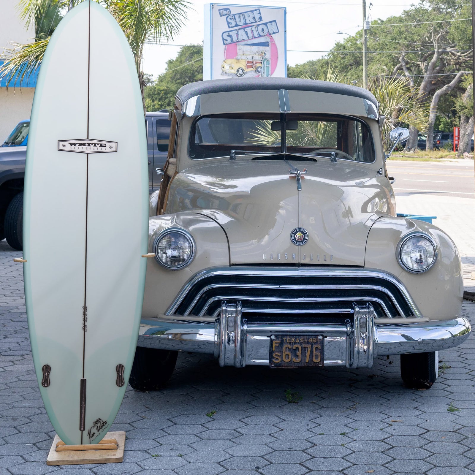 Ken White Mid Length 6'8 Surfboard - FCS II