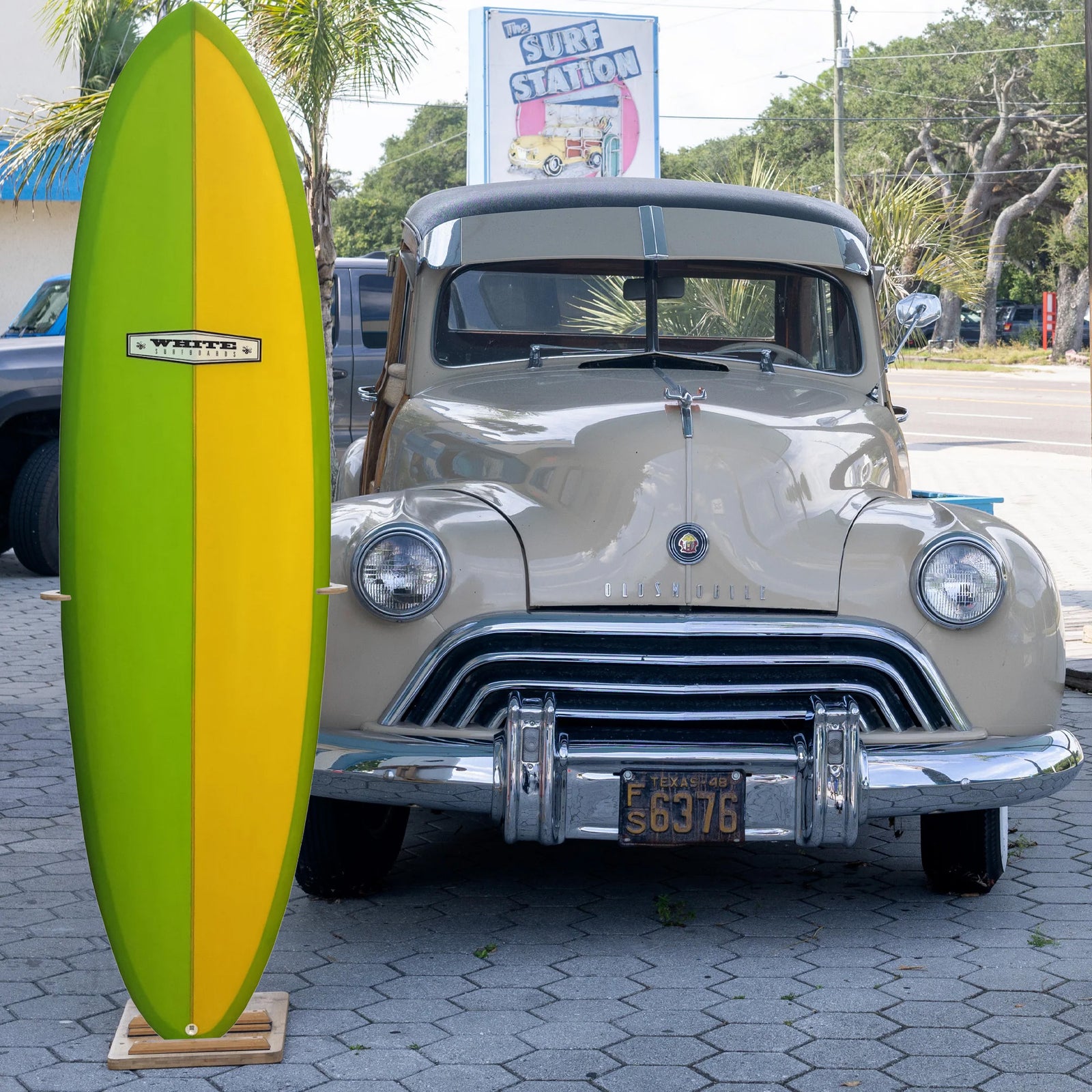 Ken White Mid Length 6'8 Surfboard - FCS II