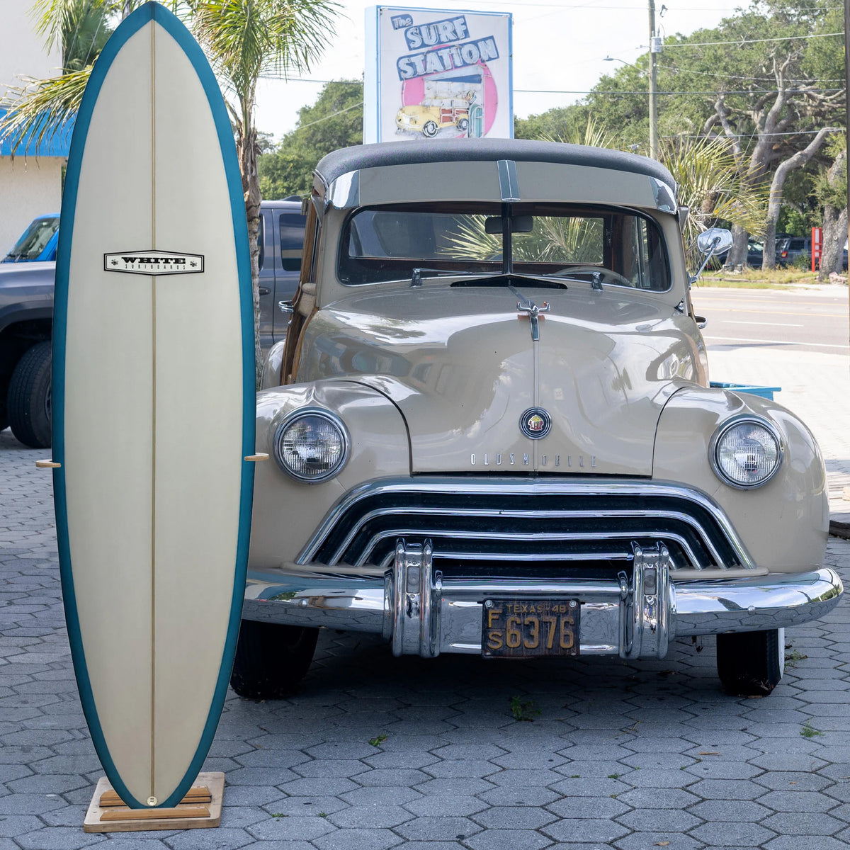 Ken White Mid Length 6'10 Surfboard - FCS II