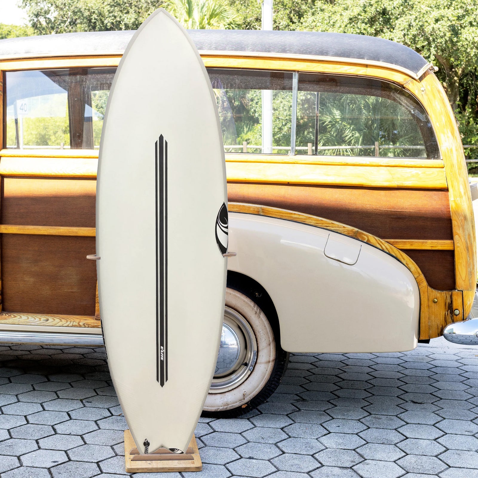 Sharp Eye Zipper E3-Lite EPS 5'8 Surfboard - FCS II