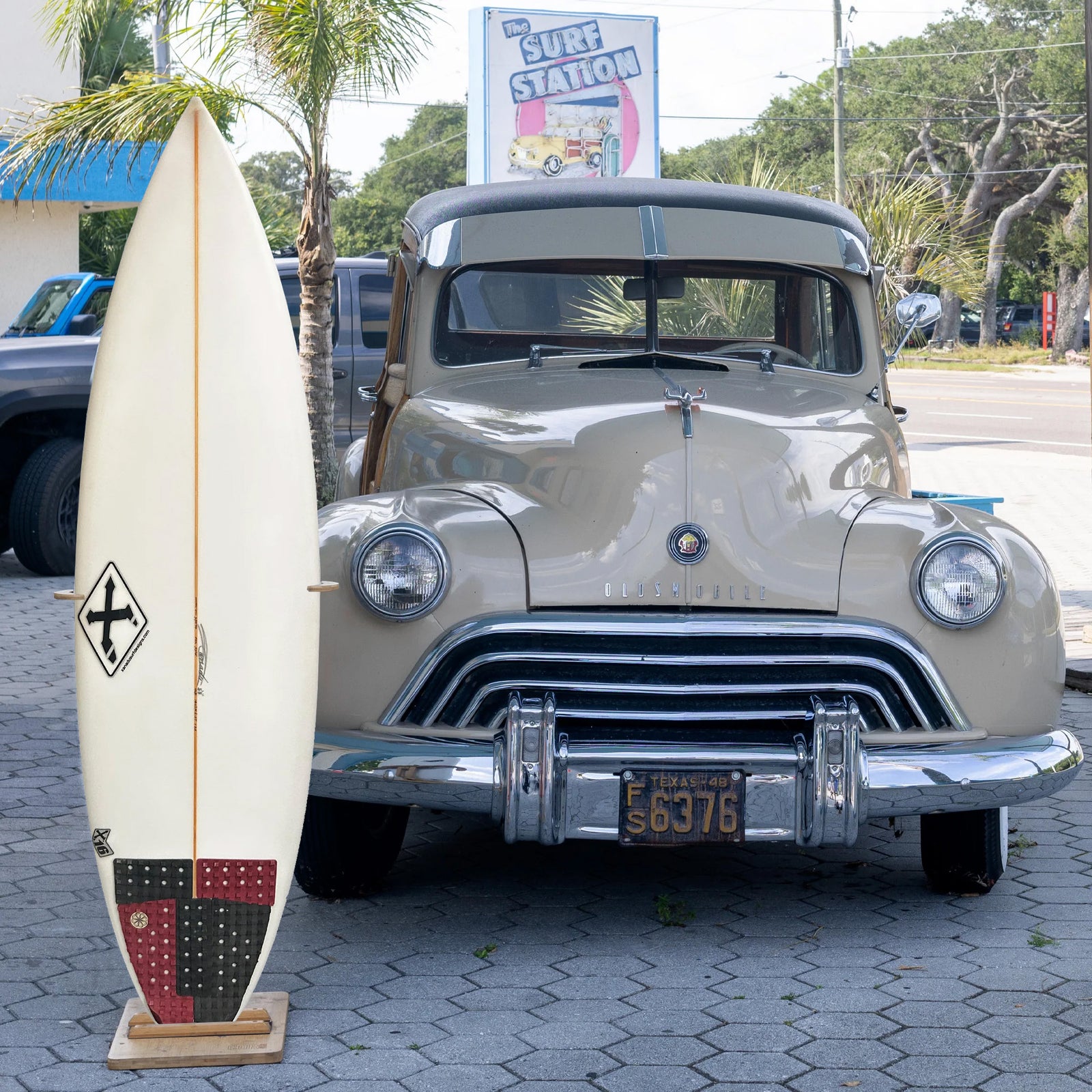Xanadu Surf Designs 5'8 Used Surfboard - FCS II