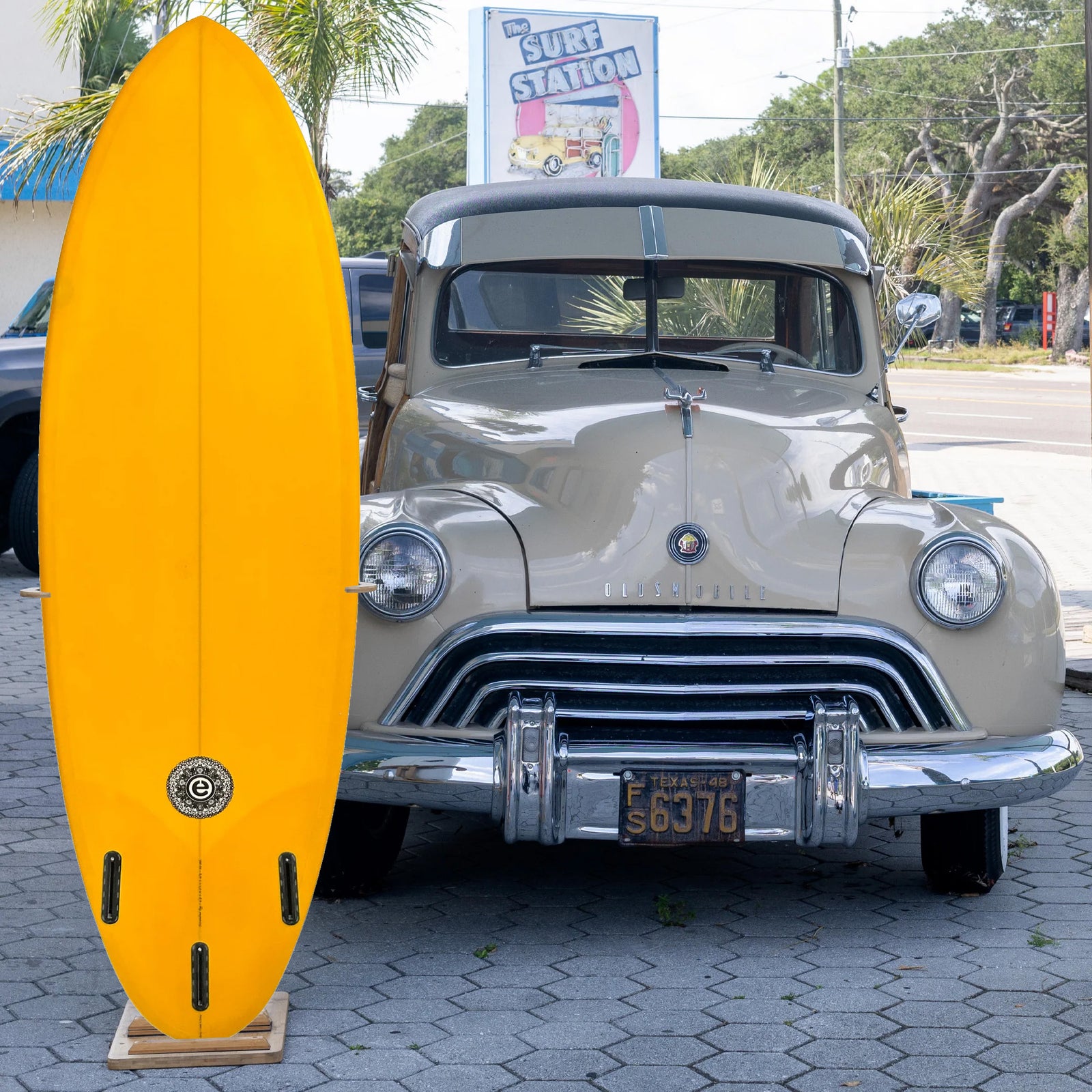 Element Scrambled Egg 6'0 Used Surfboard