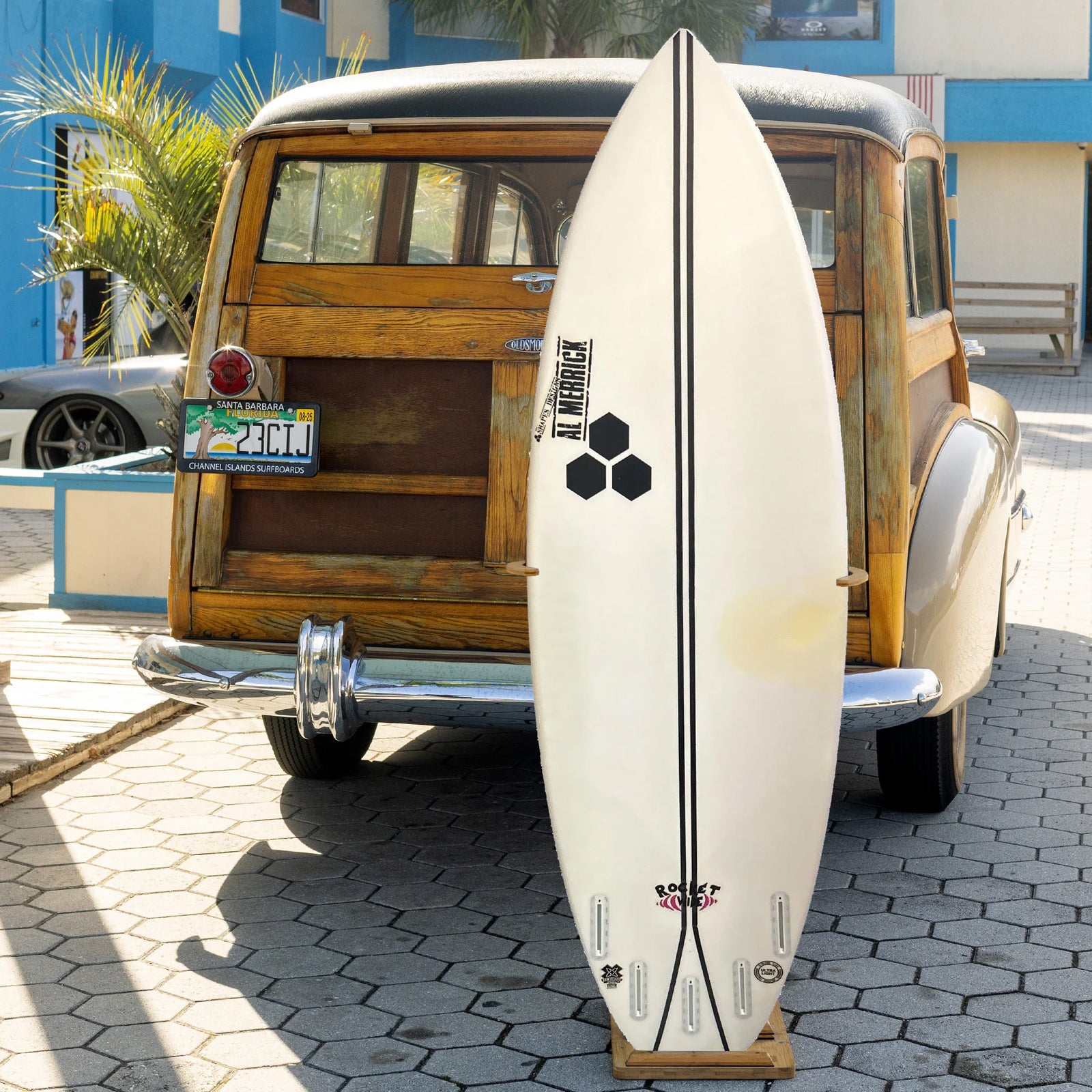 Channel Islands Rocket Wide 5'11 Consignment Surfboard - Futures