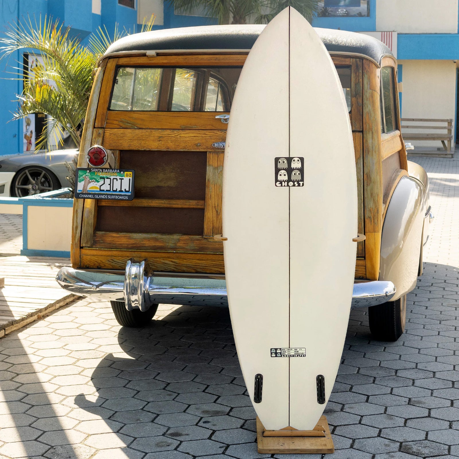 Ghost Shapes 5'5 Consignment Surfboard - Futures