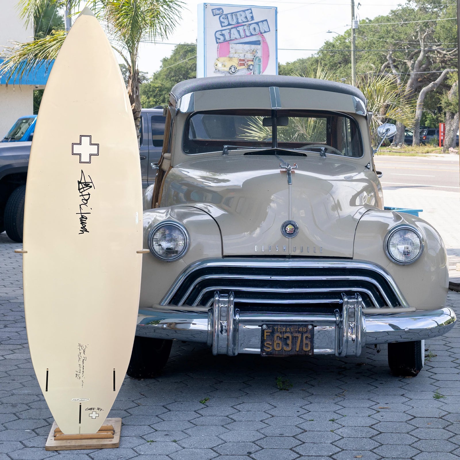 Surf Prescriptions 6'1 Tuflite Consignment Surfboard - Futures