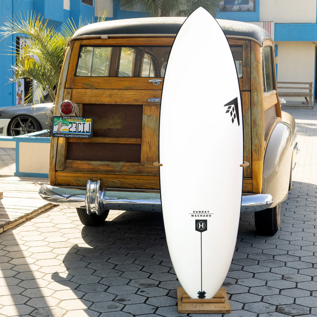 Firewire Sunday 5'9 Consignment Surfboard - Futures