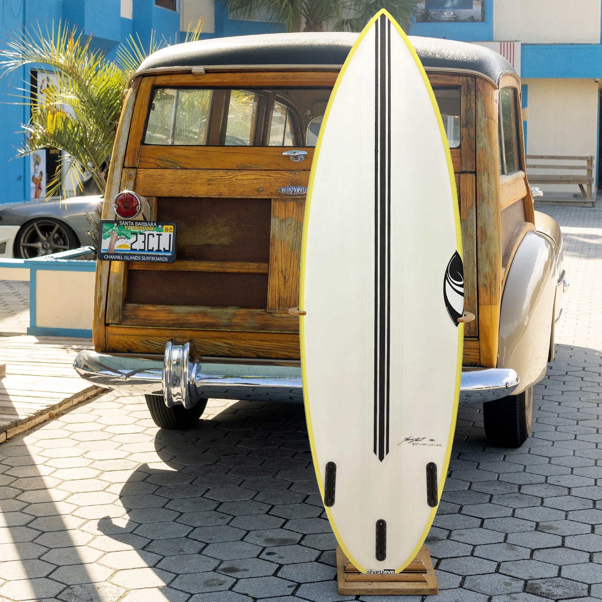 Sharp Eye #77 E3-Lite EPS 5'11 Surfboard - FCS II