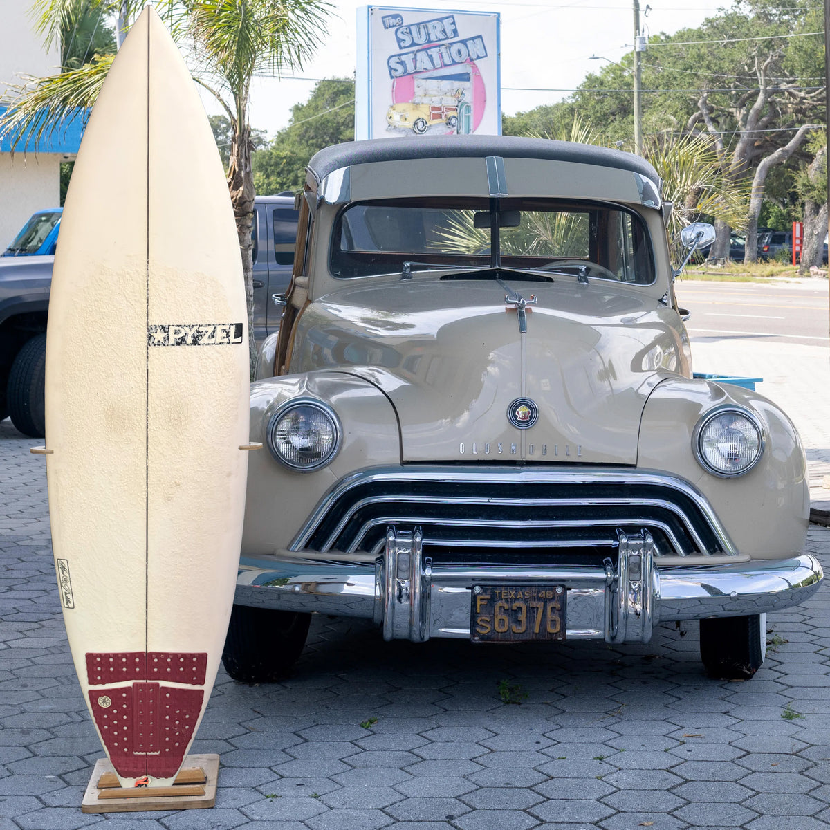 Pyzel Mini Padillac 6'4 Used Surfboard - FCS II