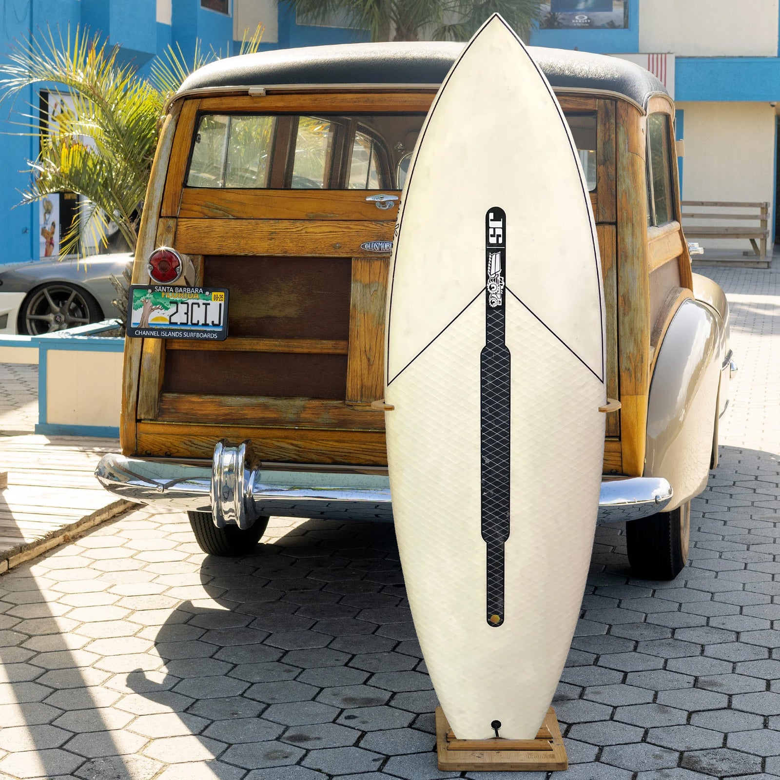 JS Industries Sub Xero 5'8 Used Surfboard - FCS II